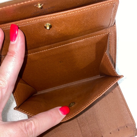 Wallet - Picture 6 of 10